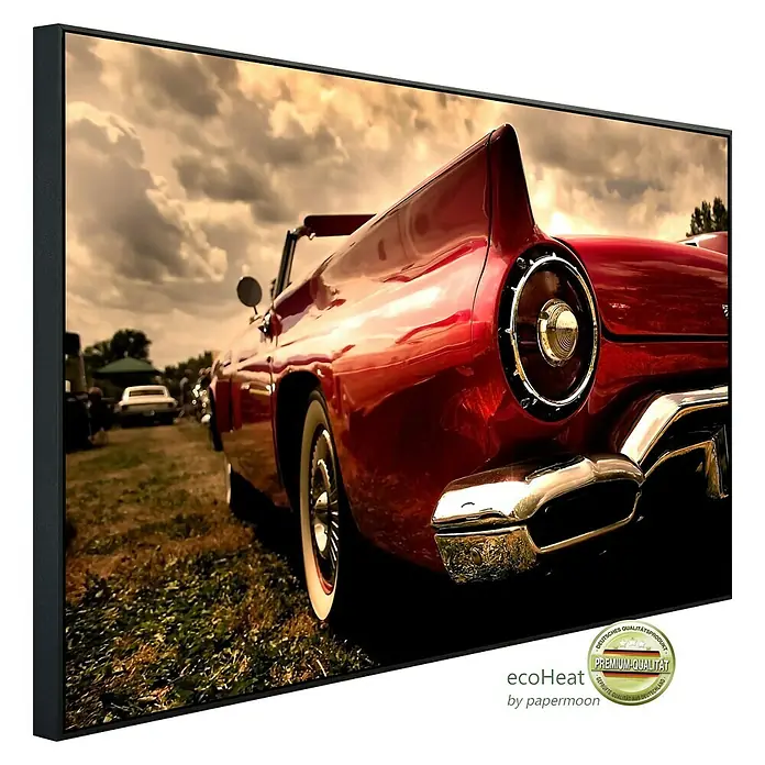 Papermoon Infrarot-Bildheizkörper Sepia Oldtimer 1 - 120 x 60 cm, 1.000 W - Das gerahmte Bild zeigt ein klassisches, rotes Auto vor einem dramatischen Himmel. Perfekt für Autoliebhaber und Nostalgiker.