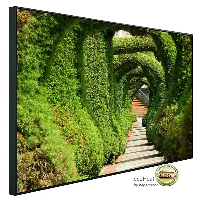 Papermoon Infrarot-Bildheizkörper Wacholder - 120 x 60 cm, 1.000 W - Premium-Qualität: Das Foto zeigt einen Gang mit geschnittenen Hecken, umrahmt von einem schlanken schwarzen Rahmen.