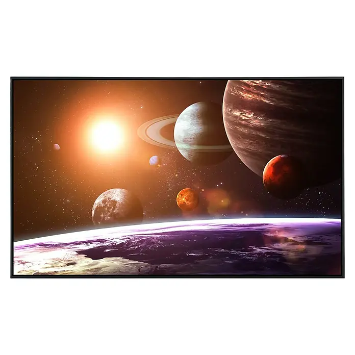 Papermoon Infrarot-Bildheizkörper Sonnensystem 2 - 100 x 60 cm, 800 W - Das Bild zeigt eine beeindruckende Darstellung des Universums mit Planeten, Sternen und einer fernen Sonne. Die kosmische Szene ist auf einem modernen Bildschirm dargestellt.