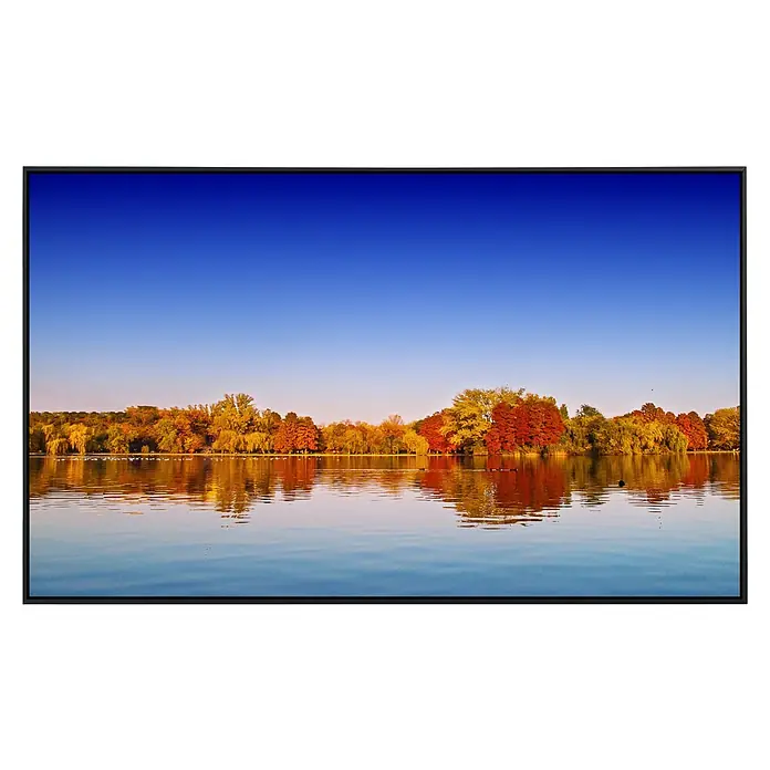 Papermoon Infrarot-Bildheizkörper Herbstsee - 100 x 60 cm, 600 W - Das ruhige Wasser spiegelt die bunten Herbstbäume unter einem strahlend blauen Himmel wider. Genießen Sie die Schönheit der Natur!