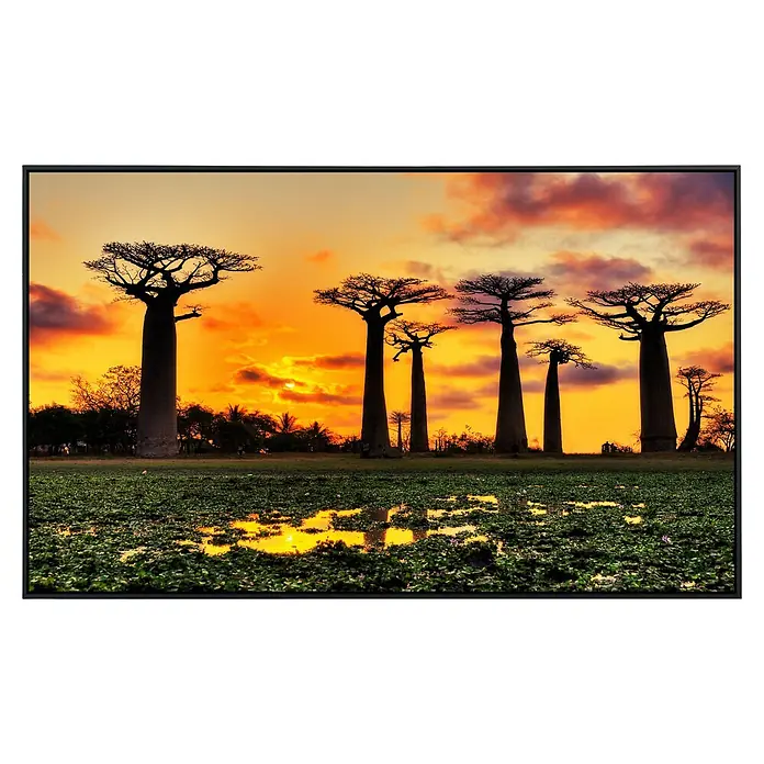 Papermoon Infrarot-Bildheizkörper Afrikanischer Sonnenuntergang - 120 x 60 cm, 1.200 W - Sonnenuntergang am Baobab-Allee. Silhouetten der Baobabs vor orangefarbenem Himmel, Spiegelungen im Wasser. Naturlandschaft mit majestätischen Bäumen.