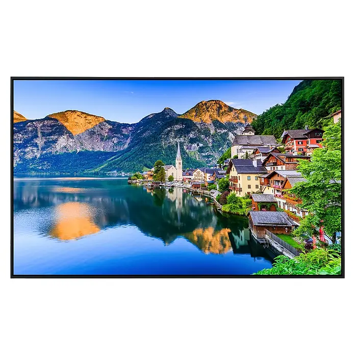 Papermoon Infrarot-Bildheizkörper Hallstatt Österreich - 90 x 50 cm, 450 W - Der Flachbildfernseher zeigt eine malerische Aussicht auf Hallstatt mit Bergen, einem See und charmanten Häusern. Ein beeindruckendes visuelles Erlebnis.