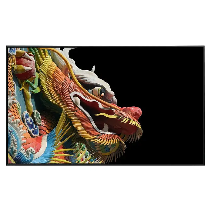 Papermoon Infrarot-Bildheizkörper Tempeldrache - 100 x 60 cm, 600 W - Nahaufnahme eines aufwendig bemalten chinesischen Drachenkopfes mit komplizierten Details und leuchtenden Farben.
