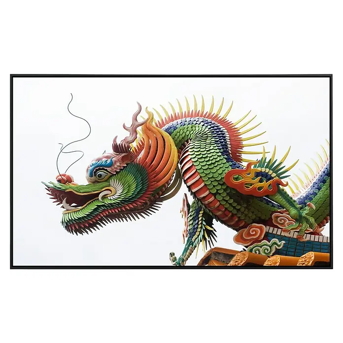 Papermoon Infrarot-Bildheizkörper Chinesischer Drache - 100 x 60 cm, 600 W - Eine Nahaufnahme einer bunten Drachenstatue mit aufwendigen Details und einer faszinierenden Farbpalette, die die Aufmerksamkeit auf sich zieht.