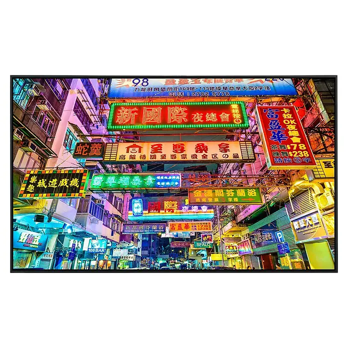 Papermoon Infrarot-Bildheizkörper Hong Kong Alleyway - 60 x 50 cm, 350 W - Lebendige Straßenszene in Hongkong mit farbenfrohen, leuchtenden Werbeschildern und dichter städtischer Architektur.