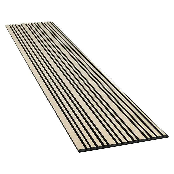 FibroTech Akustikpaneel Signature Proff - Light Oak, L x B x S: 3.000 x 605 x 22 mm - Detailaufnahme eines Akustikpaneels mit Holzlatten auf schwarzem Filz, ideal zur Schallabsorption und modernen Wandgestaltung.