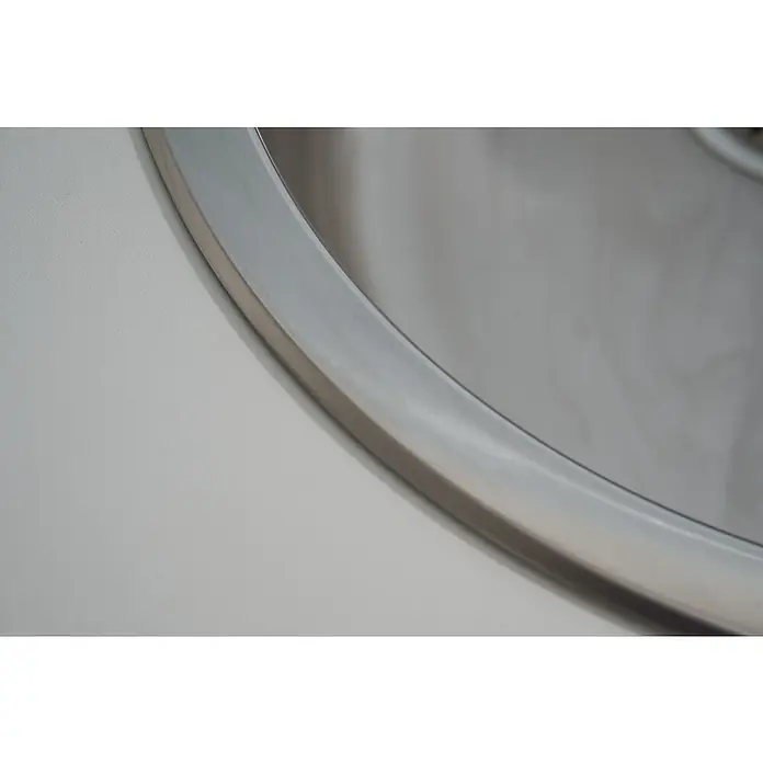 Respekta Fregadero encastrable Portland - Diámetro: 44,6 cm, Acero inoxidable - Primer plano de un lavabo redondo plateado, destacando su diseño elegante y líneas limpias para baños modernos.