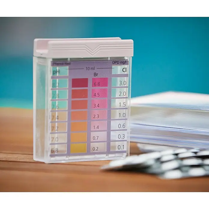 myPool Chlor- & pH-Testgerät - Geeignet für: Pools - Ein Pool-Testkit zur Messung von pH-Wert, Brom und Chlorgehalt, um die Wasserqualität zu überprüfen und das Poolwasser richtig zu pflegen.
