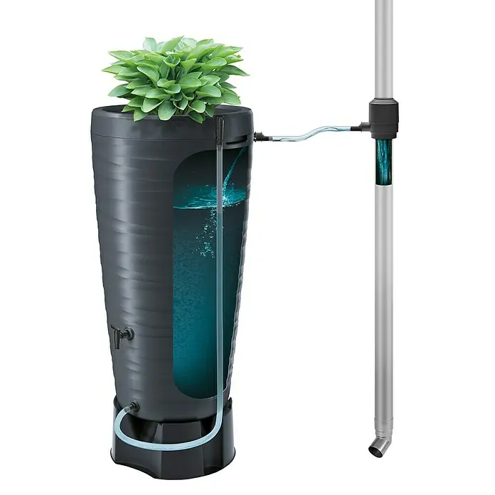 Regenwasserfilter Verbindungsset - 13 -tlg., Passend für: Regentonne Maze, Tube, Aquacan, Smooth, Peruno, Aqua Tower, Tower Stone - Regentonne mit Pflanzeinsatz und transparentem Querschnitt, der den Wasserstand zeigt. Das Design ist modern und funktional.