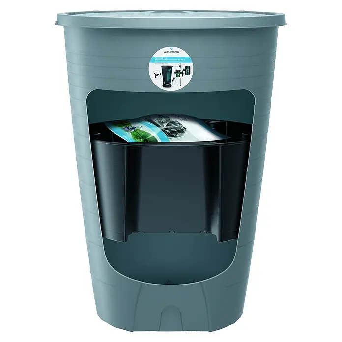 Regentonne Peruno - 260 l, Grau - Aufgeschnittene Darstellung einer grauen Waterform Regentonne mit schwarzem Inneneinsatz und Produktinformationen.