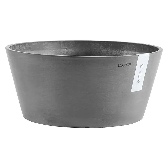 Ecopots Pflanzschale rund Frankfurt - Außenmaß (Ø x H): 50 x 25,7 cm, Kunststoff, Grau - Das Bild zeigt einen grauen ECOPOTS Pflanztopf mit einem weißen Etikett. Der Topf hat eine konische Form und ist aus einem robusten Material gefertigt.