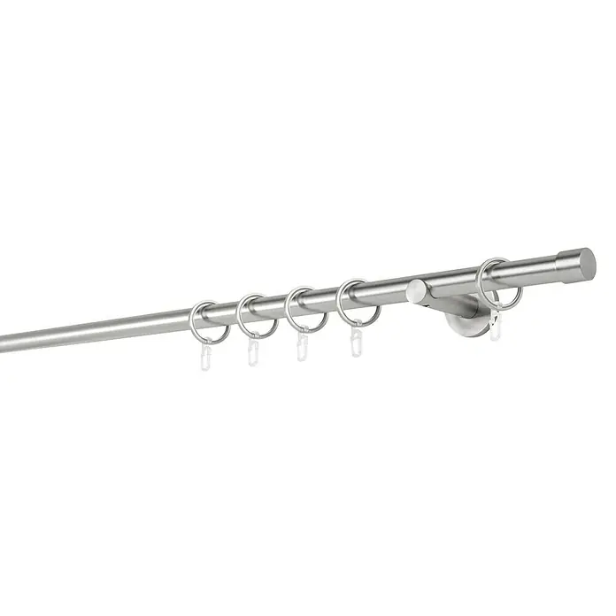 Stilgarnitur Function Cap - Länge Gardinenstange: 360 cm, Edelstahloptik - Nahaufnahme einer Gardinenstange aus Metall mit Ringen und Haken, ideal für die stilvolle Fensterdekoration.