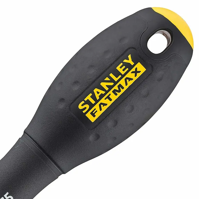 Stanley FatMax Schraubendreher - Klingenlänge: 75 mm, PH 0 - Detailaufnahme eines Stanley Fatmax Schraubendrehergriffs in Schwarz mit gelbem Akzent und Loch für die Aufhängung.