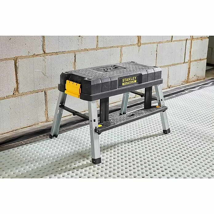 Stanley FatMax Werkzeugkasten FMST81083-1 - L x B x H: 29,6 x 64 x 28,7 cm, Klappbar - Stimmungsaufnahme