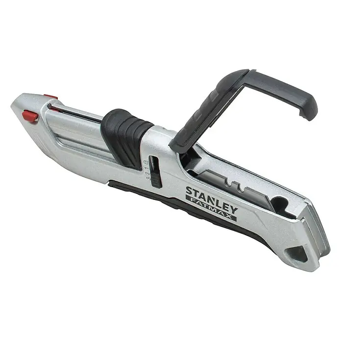 Stanley FatMax Sicherheitsmesser FMHT10367-0 - Trapezklinge - Nahaufnahme eines Stanley FatMax Kabelmessers mit Metallgehäuse und schwarzem Griff. Perfekt zum Abisolieren von Kabeln.