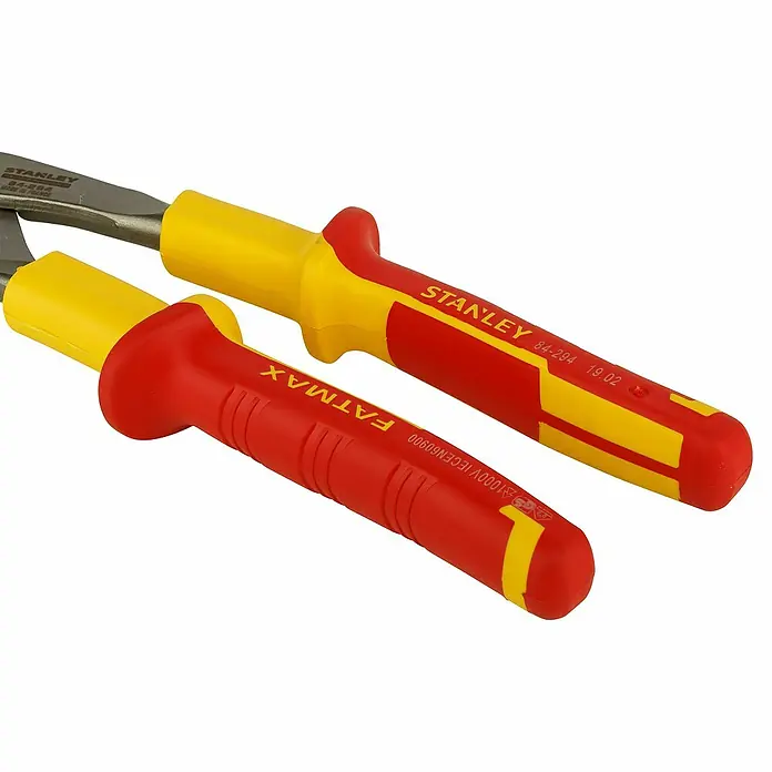 Stanley FatMax Wasserpumpenzange VDE 0-84-294Länge: 255 mm - Stanley Fatmax VDE-Seitenschneider mit isolierten Griffen für Elektriker, ideal für sicheres Arbeiten unter Spannung.