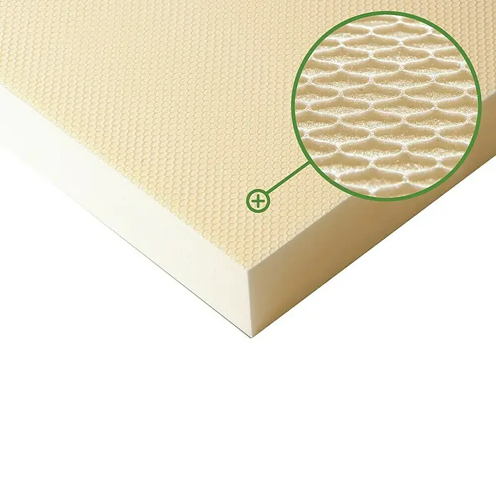 Ursa Hartschaumplatte XPS ECO D N-III-PZ-I125 cm x 60 cm x 50 mm, 6 m² - Nahaufnahme einer Matratze mit Gel-Memory-Schaum und wabenförmiger Oberfläche, die für Komfort und Druckentlastung sorgt.