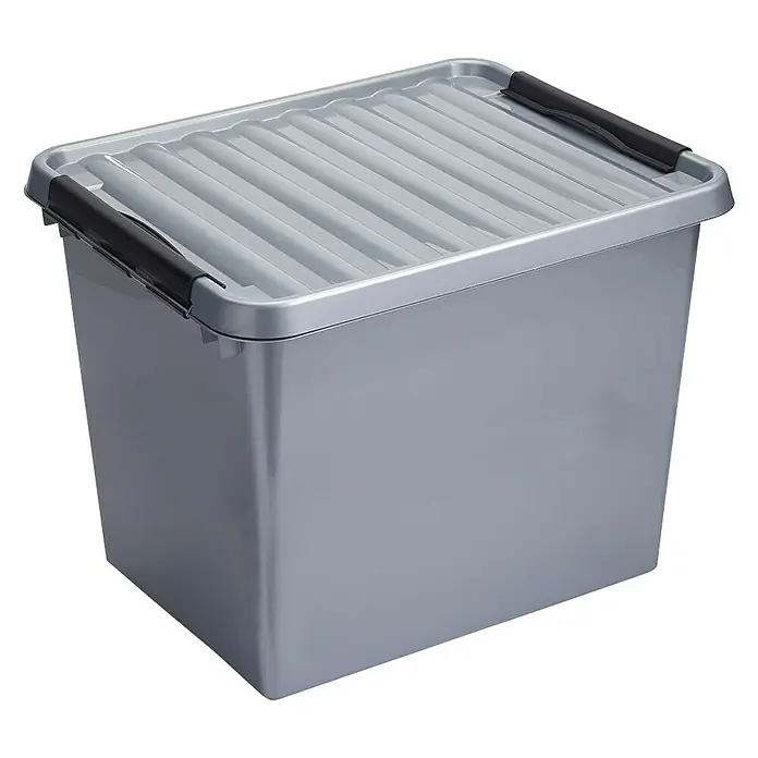 Sunware Aufbewahrungsbox Q-Line - L x B x H: 50 x 40 x 38 cm, Kunststoff, Metallfarbig - Ein grauer, rechteckiger Kunststoffbehälter mit einem gerippten Deckel und schwarzen Griffen an beiden Seiten. Zur Aufbewahrung geeignet.