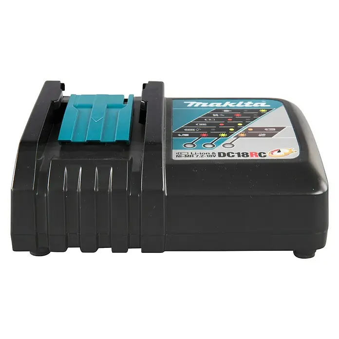 Makita LXT 18V Batterie-Ladegerät DC18RC - Akkuspannung: 18 V - Nahaufnahme eines Makita DC18RC Akku-Ladegeräts, das zum Aufladen von Lithium-Ionen- und Ni-MH-Akkus entwickelt wurde.