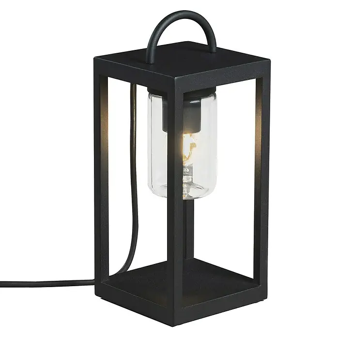 Konstsmide Metall-Laterne Bologna - 14 x 14 x 33 cm, Schwarz - Schwarze Laterne mit klarem Glas und Glühbirne im Inneren. Die Laterne hat einen Griff und ein Stromkabel.