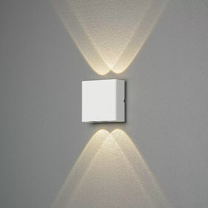 Konstsmide LED-Außenwandleuchte Chieri - 4 W, 6 x 11 x 11 cm, Weiß, IP54 - Stimmungsaufnahme
