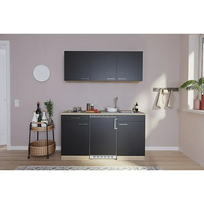 Respekta Singleküche Luis - Breite: 150 cm, Farbe Front: Schwarz, Farbe Korpus: Eiche Sonoma sägerau, Mit Duo-Kochmulde - Kompakte Küchenzeile in Grau mit holzfarbenen Akzenten, bestehend aus Schränken, Spüle und integrierten Geräten, ideal für kleine Räume.