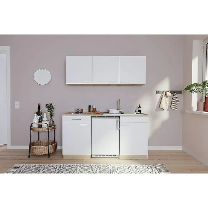 Respekta Singleküche Luis - Breite: 150 cm, Farbe Front: Weiß, Farbe Korpus: Eiche Sonoma sägerau, Mit Glaskeramikkochfeld - Eine stilvolle, kleine Küche mit weißen Schränken, Holz-Arbeitsplatte und modernen Armaturen, ideal für kleine Räume.