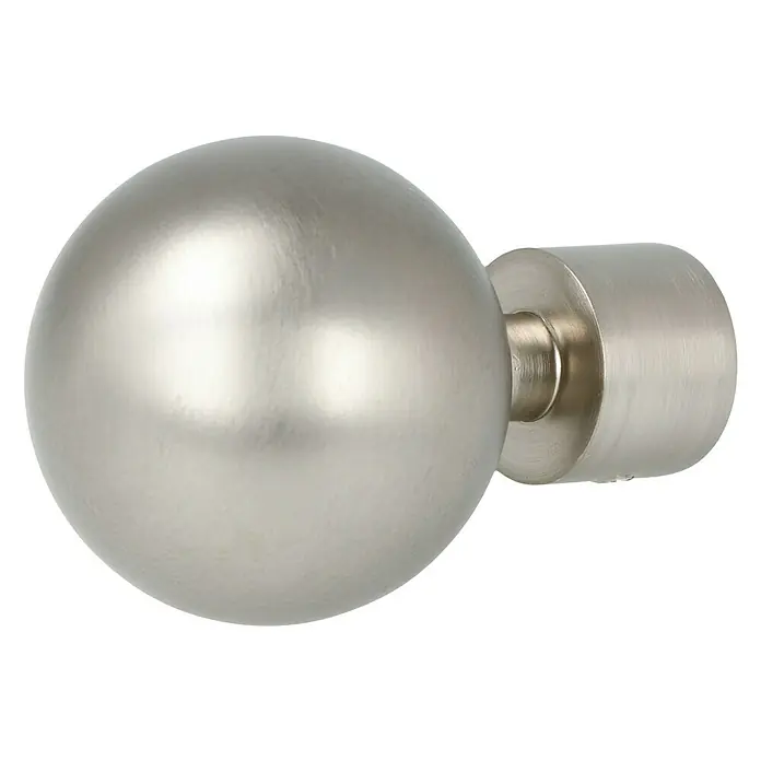Expo Ambiente Endstück Ball-Classic - Edelstahloptik, 16 mm - Nahaufnahme eines metallischen Gardinenstangenendes mit einem kugelförmigen Design, das eine moderne Ästhetik ausstrahlt.