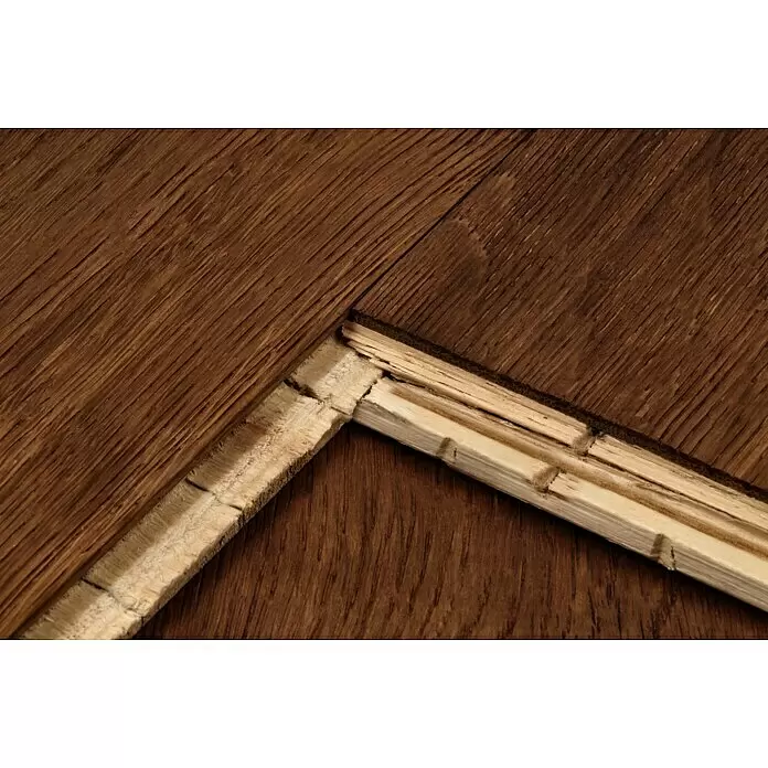 Parkett - Eiche Rosenheim, Landhausdiele, 2.200 x 260 x 15 mm - Beschädigter brauner Laminatboden mit gebrochener Klickverbindung.