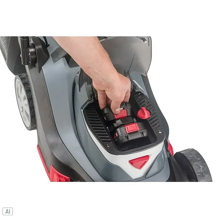 AL-KO Bosch Home & Garden Compatible Akku-Rasenmäher 3.82 Li Easy - 18 V, 2 Akkus, 4 Ah, Schnittbreite: 38 cm - Nahaufnahme eines Rasenmähers, in den eine Hand zwei schwarze Akkus mit roten Akzenten einsetzt.