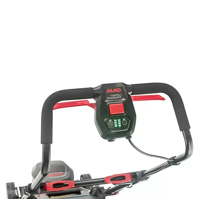 AL-KO Bosch Home & Garden Compatible Akku-Rasenmäher 382 Li Premium - 18 V, 2 Akkus, 5 Ah, Schnittbreite: 38 cm - Nahaufnahme des Rasenmähergriffs mit schwarzen Schaumstoffgriffen, roten Hebeln und Bedienfeld mit Akkuladestand und Tasten.