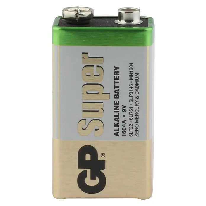 GP Super Batterie 9V Blockbatterien, Alkaline - 9 V, 8 Stk. - Nahaufnahme einer GP Super 9V Alkaline Batterie, ideal für Geräte, die zuverlässige Energie benötigen.