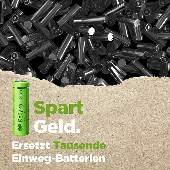 GP ReCyko Akku AA Mignon/HR6, 2100 mAh, NiMH, Ready-to-use 8Stk - 2.100 mAh - Das Bild zeigt eine GP ReCyko 2100 Batterie vor dem Hintergrund leerer Batterien. Text: "Spart Geld. Ersetzt Tausende Einweg-Batterien."