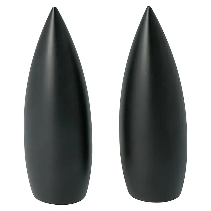 Expo Ambiente Endstück Cardo - Schwarz, Geeignet für: Gardinenstangen Ø 20 mm, 2 Stk. - Zwei schlanke, schwarze Patronen ähnelnde Objekte, die elegant und modern wirken. Sie könnten Deko-Elemente oder abstrakte Kunst sein.