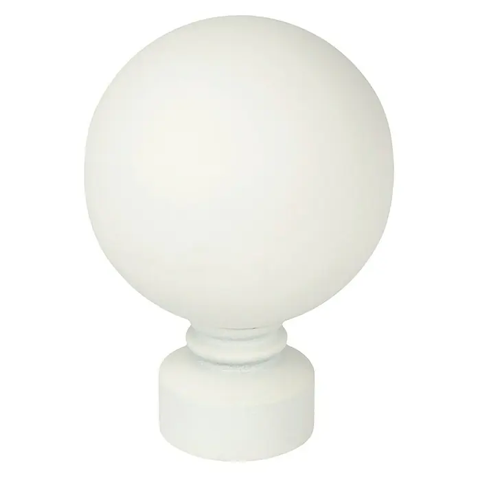 Expo Ambiente Endstück Home - Elfenbein, Geeignet für: Gardinenstangen Ø 20 mm - Nahaufnahme einer weißen Kugelleuchte mit Sockel. Die Lampe ist hell und minimalistisch gestaltet.