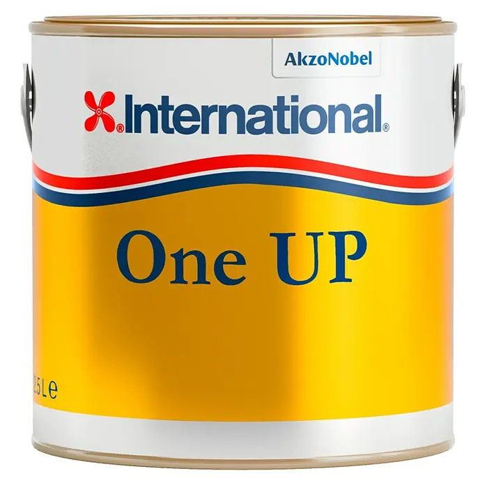 International Vorstreichfarbe One UP - 2,5 l, Weiß - Dose International One UP Farbe von AkzoNobel in Gelb mit rotem und blauem Streifen, ideal für hochwertige Lackierungen.