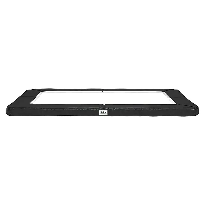 Salta Trampolin-Schutzrand Premium Black Edition - 305 x 214 cm, Schwarz - Aufnahme einer rechteckigen schwarzen Salta-Trampolinabdeckung, die für zusätzliche Sicherheit die Federn abdeckt.