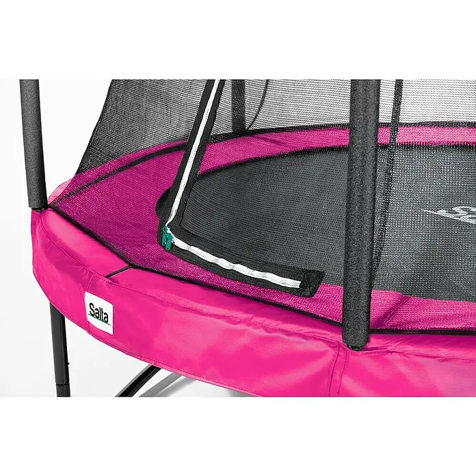 Salta Trampolin Comfort EditionDurchmesser: 213 cm, Pink - Nahaufnahme eines pinkfarbenen Salta-Trampolins mit Sicherheitsnetz und Reißverschluss für sicheres Springen.