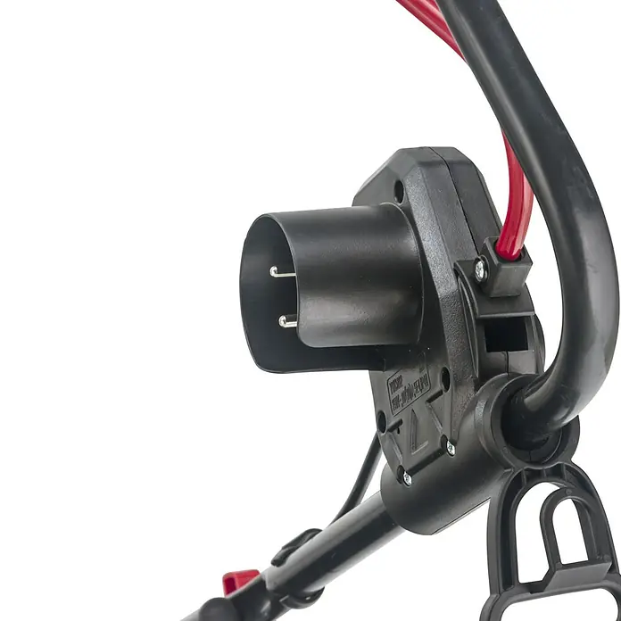 AL-KO Easy Elektro-Rasenmäher - 1.600 W, Schnittbreite: 38 cm - Schwarzer elektrischer Stromanschluss mit zwei Metallstiften, in Griff und Kabelbaugruppe eines Elektrowerkzeugs integriert.