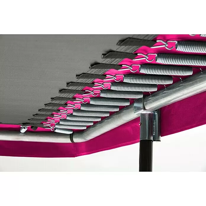 Salta Trampolin Comfort Edition - Pink, L x B: 153 x 214 cm - Nahaufnahme einer Trampolinmatte, silberner Federn, magentafarbener Sicherheitsabdeckung und silbernem Rahmen.