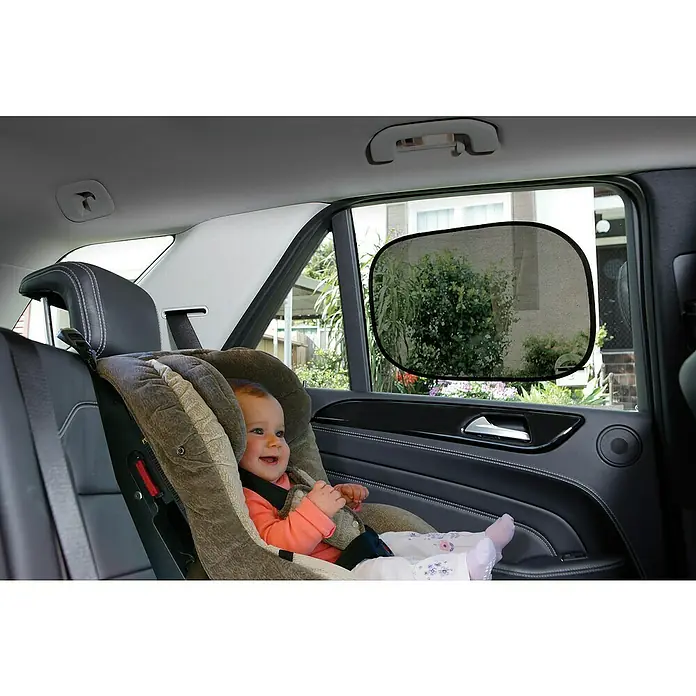 Dreambaby Sonnenschutz Insta-Cling - Geeignet für: Fenster, L x B: 48 x 30,5 cm - Kindersitz im Auto mit Sonnenblende am Fenster, die vor direkter Sonneneinstrahlung schützt, für komfortable Fahrt.