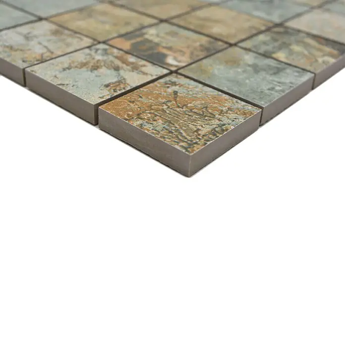 Mosaikfliese Quadrat Curtain 47 Mix CB 47BBG - 29,5 x 29,5 cm, Grün/Beige/Braun, Matt - Nahaufnahme von quadratischen Mosaikfliesen in Braun- und Grautönen, ideal für die Gestaltung von stilvollen Innenräumen.
