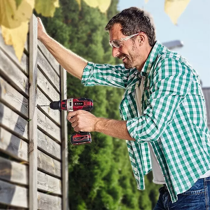 Einhell Akku-Bohrschrauber TE-CD 12/1 X-Li (1x2,0Ah) - 12 V, 1 Akku, 2 Ah - Anwendungsbeispiel