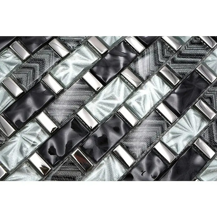 Mosaikfliese Rechteck Crystal Mix XCM MW10 - 31 x 30 cm, Grau/Schwarz, Glänzend - Nahaufnahme eines Musters aus schwarzen, grauen und silbernen Mosaikfliesen, das sich ideal für die Dekoration eignet.