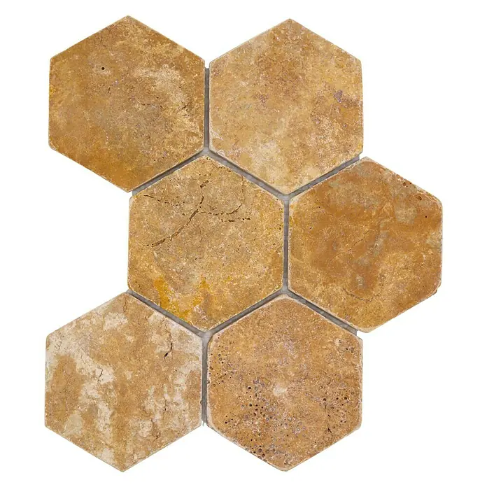Mosaikfliese Hexagon XNT HX151 - 19,9 x 26,2 cm, Gold, Matt - Sechs honigfarbene sechseckige Fliesen aus Naturstein bilden ein geometrisches Muster auf schwarzem Hintergrund.