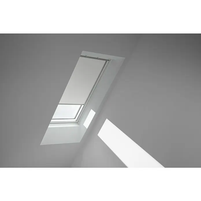 Velux Dachfensterrollo DKL C06 1025SWL - Farbe: Weiß - 1025SWL, Farbe Schiene: Weiß, Manuell - Dachfenster mit Rollo, das Helligkeit in einen Raum bringt. Schlichtes Design für moderne Raumgestaltung.