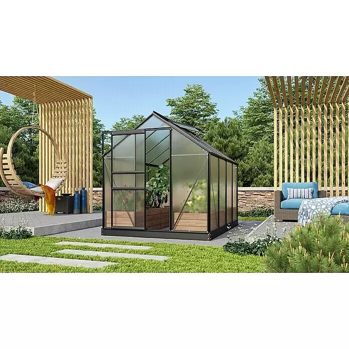 Vitavia Gewächshaus Venus 5000 - Außenmaß inkl. Dachüberstand (B x T): 195 x 257 cm, 4 mm, Schwarz - Ein modernes Gewächshaus mit schwarzem Rahmen und klaren Platten, mit erhöhten Holzbeeten und Pflanzen darin, auf einer Terrasse im Garten.