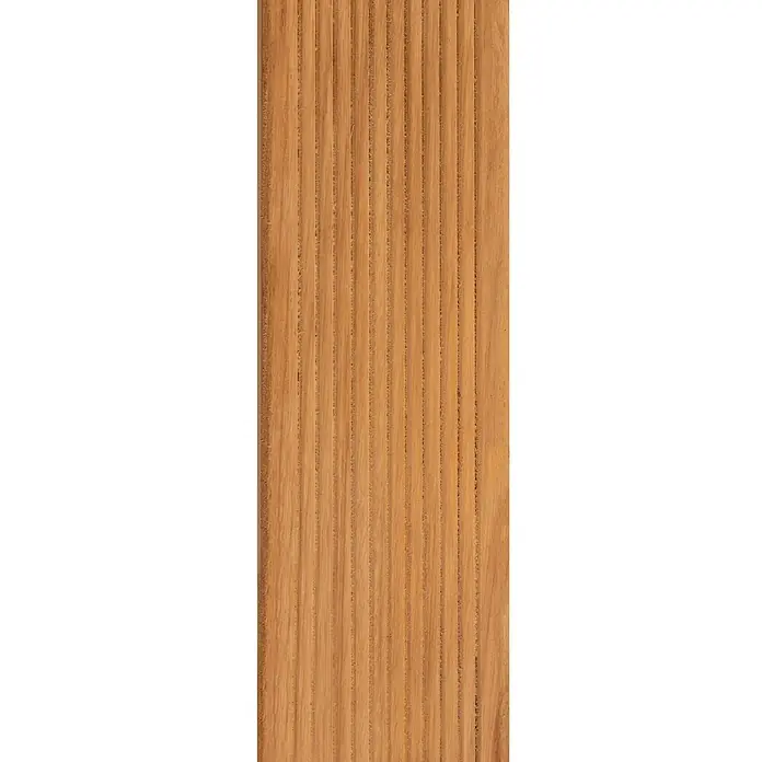 Unterkonstruktion Premium/Select - 300 x 7 x 4,5 cm, Bangkirai - Nahaufnahme eines Bretts mit Nut- und Federstruktur, das die Textur und das natürliche Muster des Holzes hervorhebt.