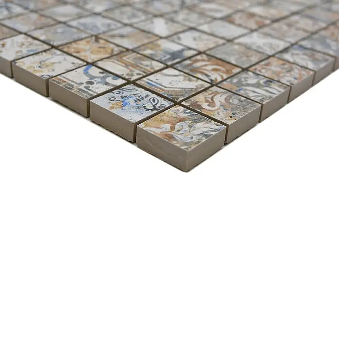 Mosaikfliese Quadrat Curtain 25 Strong Colour Mix CV 25MSC - 29,5 x 29,5 cm, Beige/Braun, Matt - Nahaufnahme von dekorativen Mosaikfliesen.