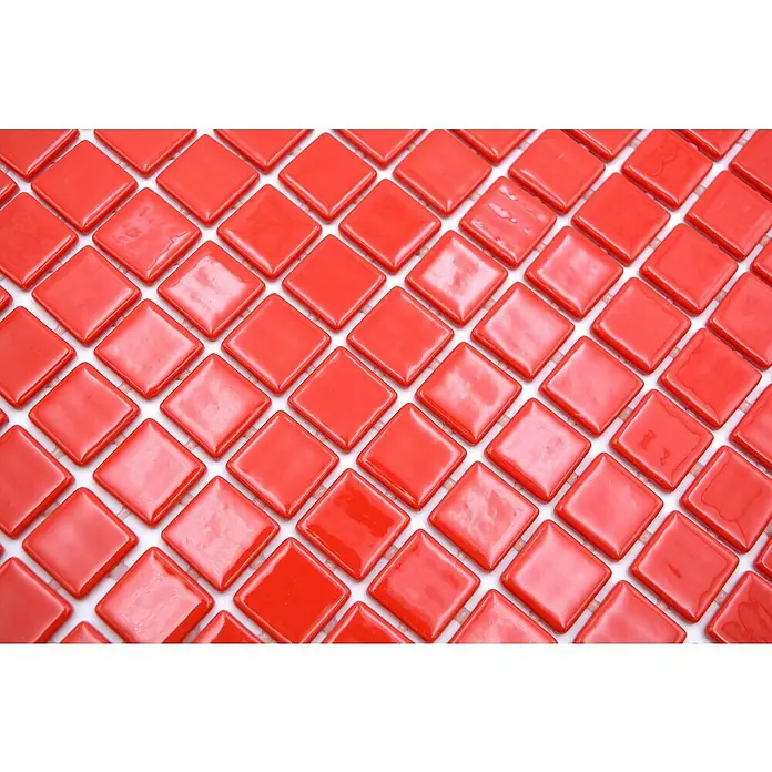 Mosaikfliese Quadrat Eco Lisos VP25808PUR - 31,6 x 31,6 cm, Rot, Glänzend - Nahaufnahme von glänzenden roten quadratischen Fliesen, die ein geometrisches Muster für Wände oder Böden bilden.